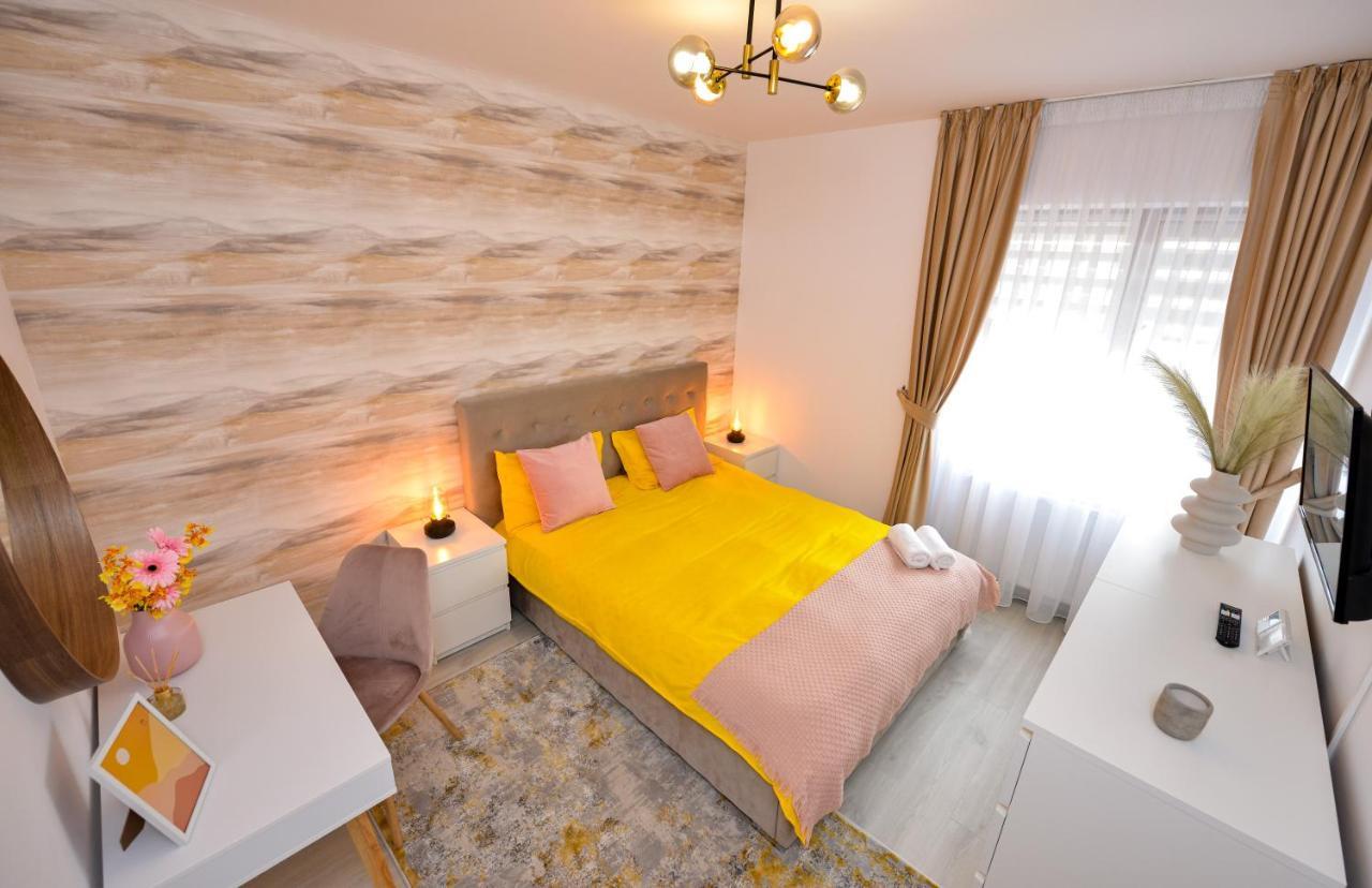 Sofia Cozy Apartment - Underground Private Parking Bucarest Extérieur photo