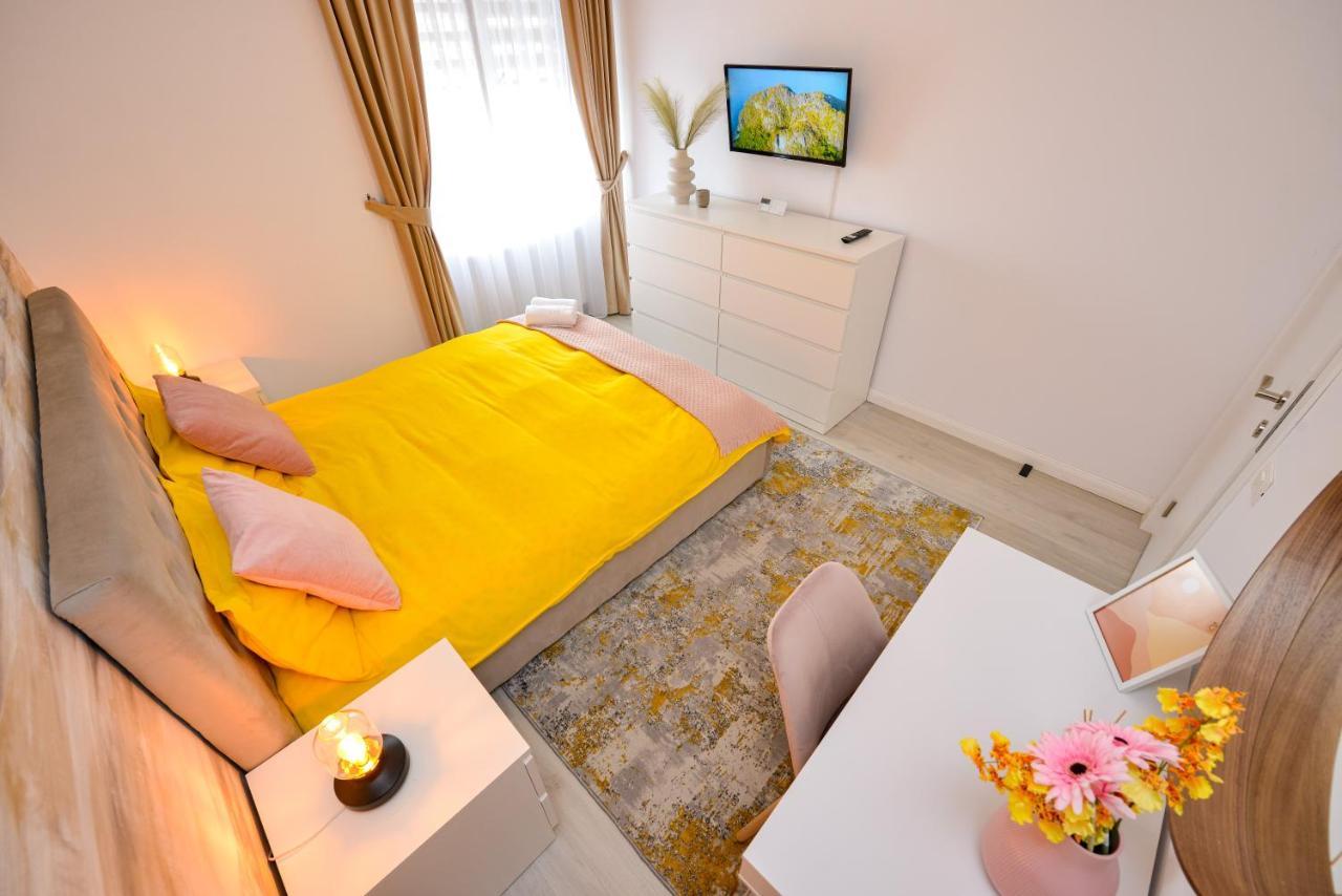 Sofia Cozy Apartment - Underground Private Parking Bucarest Extérieur photo